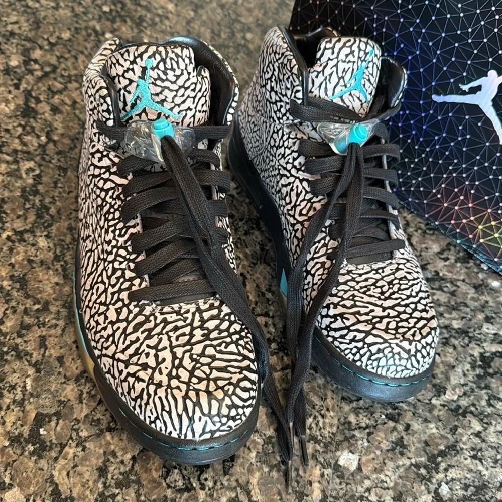 Air Jordan 3Lab5 5 Retro Black and Blue Sneakers EUC 10.5